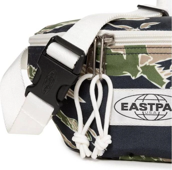 Eastpak Waist Bag Springer Camo'ed Forrest - Image 5