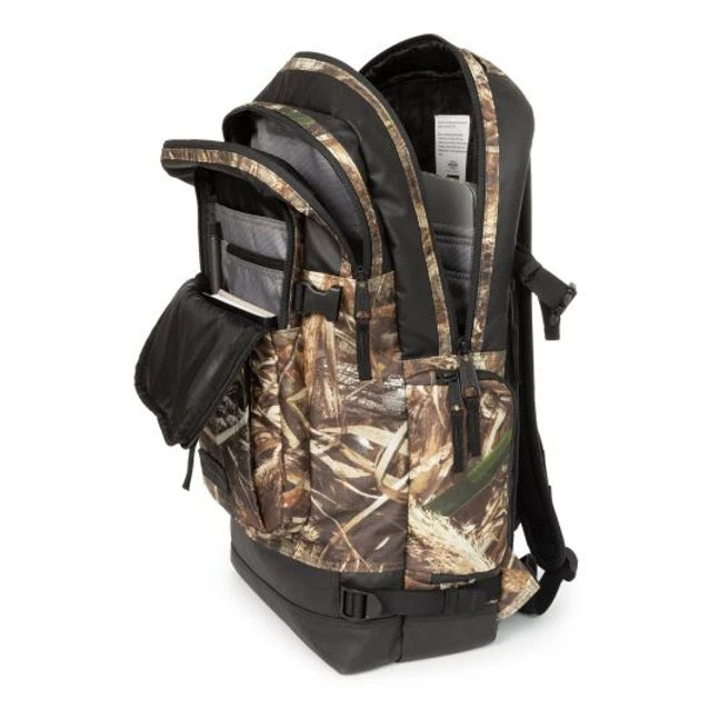 Eastpak Tecum Real Tree Camo - Large - Image 4